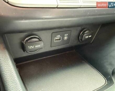 Білий Хендай Соната, об'ємом двигуна 2.36 л та пробігом 57 тис. км за 15950 $, фото 32 на Automoto.ua