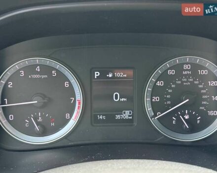 Білий Хендай Соната, об'ємом двигуна 2.36 л та пробігом 57 тис. км за 15950 $, фото 28 на Automoto.ua