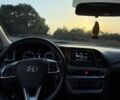 Белый Хендай Соната, объемом двигателя 2 л и пробегом 220 тыс. км за 13500 $, фото 4 на Automoto.ua