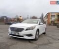 Белый Хендай Соната, объемом двигателя 2.4 л и пробегом 153 тыс. км за 10200 $, фото 1 на Automoto.ua
