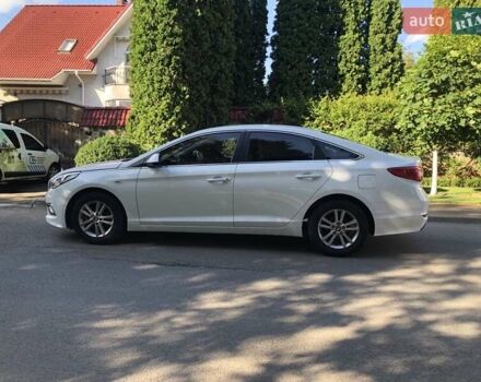 Білий Хендай Соната, об'ємом двигуна 2 л та пробігом 444 тис. км за 9990 $, фото 6 на Automoto.ua