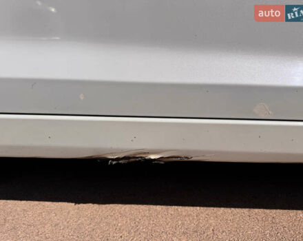 Білий Хендай Соната, об'ємом двигуна 2.36 л та пробігом 145 тис. км за 11000 $, фото 7 на Automoto.ua