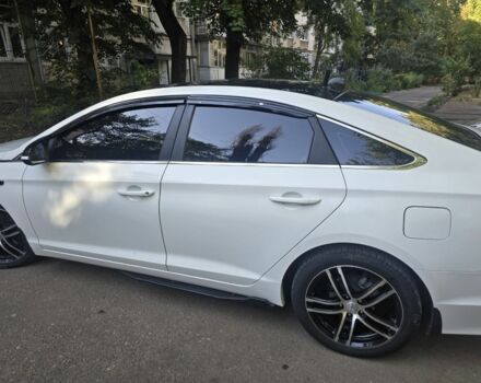 Білий Хендай Соната, об'ємом двигуна 2 л та пробігом 205 тис. км за 9800 $, фото 9 на Automoto.ua