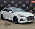 Білий Хендай Соната, об'ємом двигуна 2 л та пробігом 227 тис. км за 11800 $, фото 1 на Automoto.ua