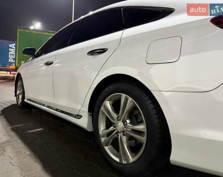 Белый Хендай Соната, объемом двигателя 2.36 л и пробегом 80 тыс. км за 13000 $, фото 33 на Automoto.ua