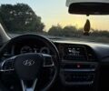 Білий Хендай Соната, об'ємом двигуна 2.02 л та пробігом 260 тис. км за 13500 $, фото 3 на Automoto.ua