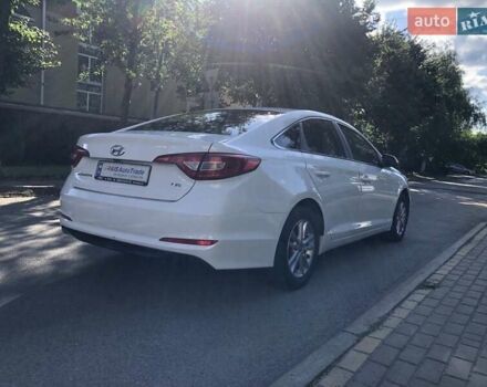 Білий Хендай Соната, об'ємом двигуна 2 л та пробігом 444 тис. км за 9990 $, фото 3 на Automoto.ua