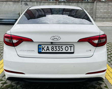 Білий Хендай Соната, об'ємом двигуна 2 л та пробігом 378 тис. км за 11300 $, фото 11 на Automoto.ua