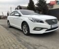 Белый Хендай Соната, объемом двигателя 2 л и пробегом 354 тыс. км за 10790 $, фото 1 на Automoto.ua