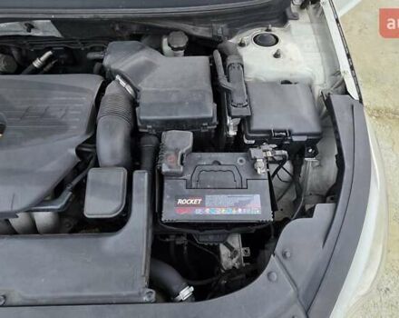 Білий Хендай Соната, об'ємом двигуна 2 л та пробігом 415 тис. км за 9490 $, фото 10 на Automoto.ua