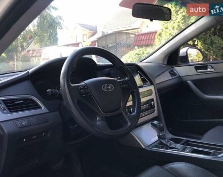 Білий Хендай Соната, об'ємом двигуна 2 л та пробігом 444 тис. км за 9990 $, фото 9 на Automoto.ua