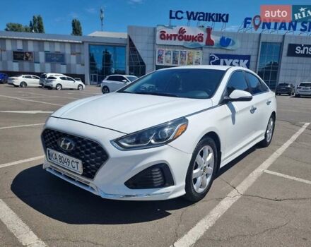 Белый Хендай Соната, объемом двигателя 2.4 л и пробегом 99 тыс. км за 14000 $, фото 7 на Automoto.ua