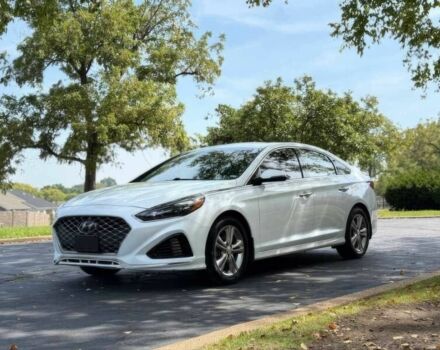 Білий Хендай Соната, об'ємом двигуна 2.4 л та пробігом 35 тис. км за 2900 $, фото 2 на Automoto.ua