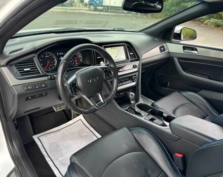 Хендай Соната 2018 в Житомире на Automoto.ua Белый Хендай Соната, объемом двигателя 2 л и пробегом 49 тыс. км за 9100 $, фото 8 на Automoto.ua