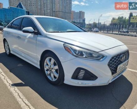 Белый Хендай Соната, объемом двигателя 2.4 л и пробегом 99 тыс. км за 14000 $, фото 25 на Automoto.ua