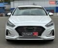 Білий Хендай Соната, об'ємом двигуна 1.7 л та пробігом 151 тис. км за 14990 $, фото 2 на Automoto.ua