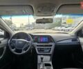 Білий Хендай Соната, об'ємом двигуна 2 л та пробігом 329 тис. км за 10990 $, фото 14 на Automoto.ua