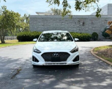 Білий Хендай Соната, об'ємом двигуна 2.4 л та пробігом 35 тис. км за 2900 $, фото 1 на Automoto.ua