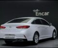 Белый Хендай Соната, объемом двигателя 2 л и пробегом 154 тыс. км за 11700 $, фото 1 на Automoto.ua