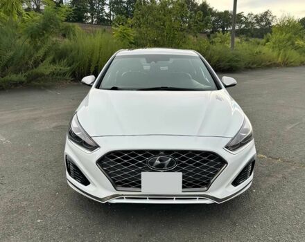 Хендай Соната 2018 в Кривом Роге на Automoto.ua Белый Хендай Соната, объемом двигателя 2 л и пробегом 50 тыс. км за 4500 $, фото 1 на Automoto.ua