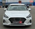 Білий Хендай Соната, об'ємом двигуна 1.7 л та пробігом 151 тис. км за 14990 $, фото 1 на Automoto.ua