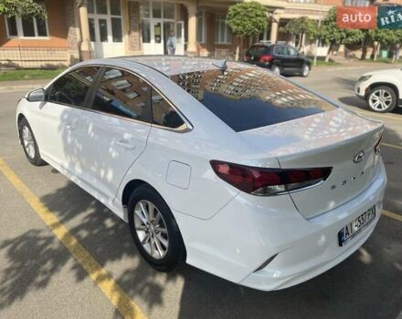 Белый Хендай Соната, объемом двигателя 2.36 л и пробегом 85 тыс. км за 15000 $, фото 29 на Automoto.ua