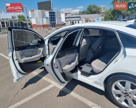 Белый Хендай Соната, объемом двигателя 2.4 л и пробегом 99 тыс. км за 14000 $, фото 12 на Automoto.ua