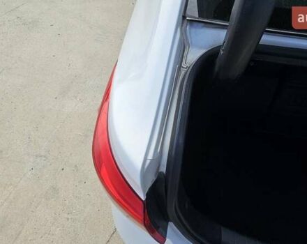 Білий Хендай Соната, об'ємом двигуна 2 л та пробігом 329 тис. км за 10990 $, фото 5 на Automoto.ua