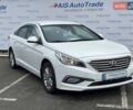 Белый Хендай Соната, объемом двигателя 2 л и пробегом 406 тыс. км за 10690 $, фото 1 на Automoto.ua