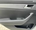 Білий Хендай Соната, об'ємом двигуна 1.7 л та пробігом 151 тис. км за 14990 $, фото 12 на Automoto.ua