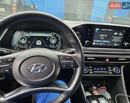 Білий Хендай Соната, об'ємом двигуна 2.5 л та пробігом 49 тис. км за 18599 $, фото 12 на Automoto.ua