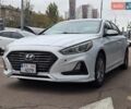 Білий Хендай Соната, об'ємом двигуна 2.4 л та пробігом 195 тис. км за 15900 $, фото 1 на Automoto.ua