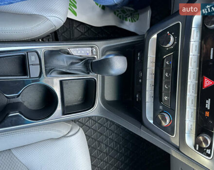 Білий Хендай Соната, об'ємом двигуна 2.5 л та пробігом 62 тис. км за 14500 $, фото 21 на Automoto.ua