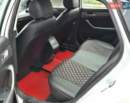 Білий Хендай Соната, об'ємом двигуна 2.4 л та пробігом 195 тис. км за 15900 $, фото 13 на Automoto.ua