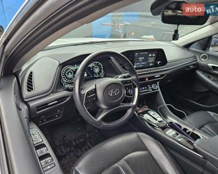 Білий Хендай Соната, об'ємом двигуна 2.5 л та пробігом 49 тис. км за 18599 $, фото 11 на Automoto.ua