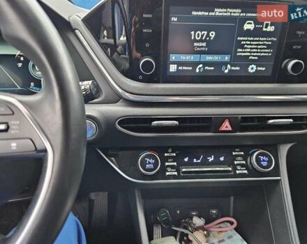 Білий Хендай Соната, об'ємом двигуна 2.5 л та пробігом 49 тис. км за 18599 $, фото 14 на Automoto.ua