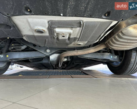 Білий Хендай Соната, об'ємом двигуна 2.5 л та пробігом 62 тис. км за 14500 $, фото 19 на Automoto.ua