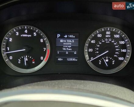 Білий Хендай Соната, об'ємом двигуна 2.4 л та пробігом 195 тис. км за 15900 $, фото 22 на Automoto.ua