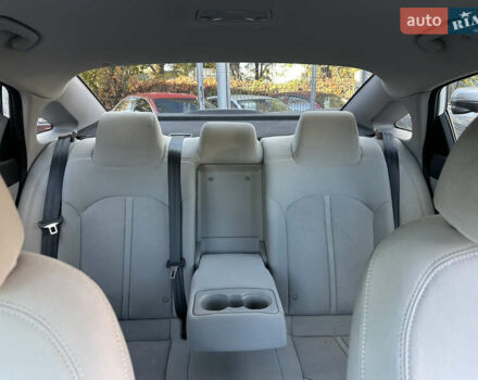 Білий Хендай Соната, об'ємом двигуна 2.5 л та пробігом 62 тис. км за 14500 $, фото 22 на Automoto.ua