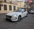 Белый Хендай Соната, объемом двигателя 2 л и пробегом 161 тыс. км за 17900 $, фото 1 на Automoto.ua