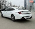 Білий Хендай Соната, об'ємом двигуна 2.5 л та пробігом 40 тис. км за 17800 $, фото 4 на Automoto.ua