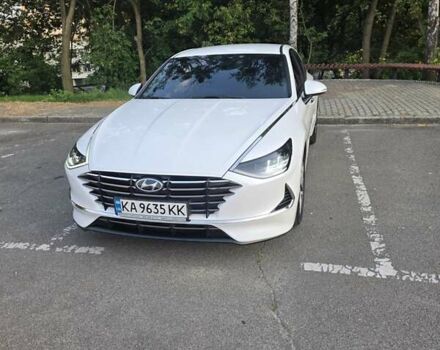 Белый Хендай Соната, объемом двигателя 2 л и пробегом 128 тыс. км за 22500 $, фото 11 на Automoto.ua