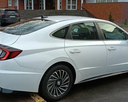 Білий Хендай Соната, об'ємом двигуна 2 л та пробігом 43 тис. км за 23550 $, фото 9 на Automoto.ua