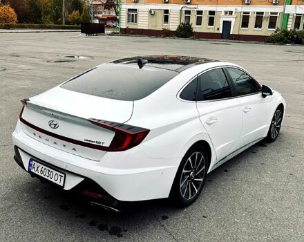 Белый Хендай Соната, объемом двигателя 1.6 л и пробегом 55 тыс. км за 21400 $, фото 2 на Automoto.ua