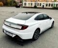 Белый Хендай Соната, объемом двигателя 1.6 л и пробегом 55 тыс. км за 21400 $, фото 2 на Automoto.ua