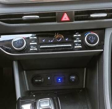 Білий Хендай Соната, об'ємом двигуна 2 л та пробігом 43 тис. км за 23550 $, фото 10 на Automoto.ua