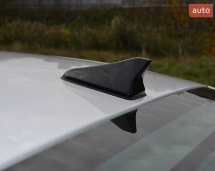 Белый Хендай Соната, объемом двигателя 2 л и пробегом 95 тыс. км за 20900 $, фото 35 на Automoto.ua