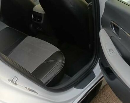 Білий Хендай Соната, об'ємом двигуна 2 л та пробігом 43 тис. км за 23550 $, фото 15 на Automoto.ua