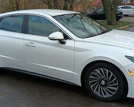 Білий Хендай Соната, об'ємом двигуна 2 л та пробігом 43 тис. км за 23550 $, фото 3 на Automoto.ua