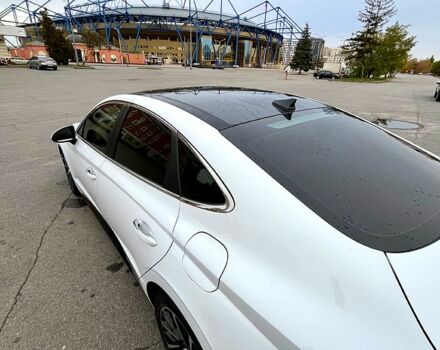 Белый Хендай Соната, объемом двигателя 1.6 л и пробегом 55 тыс. км за 21400 $, фото 5 на Automoto.ua